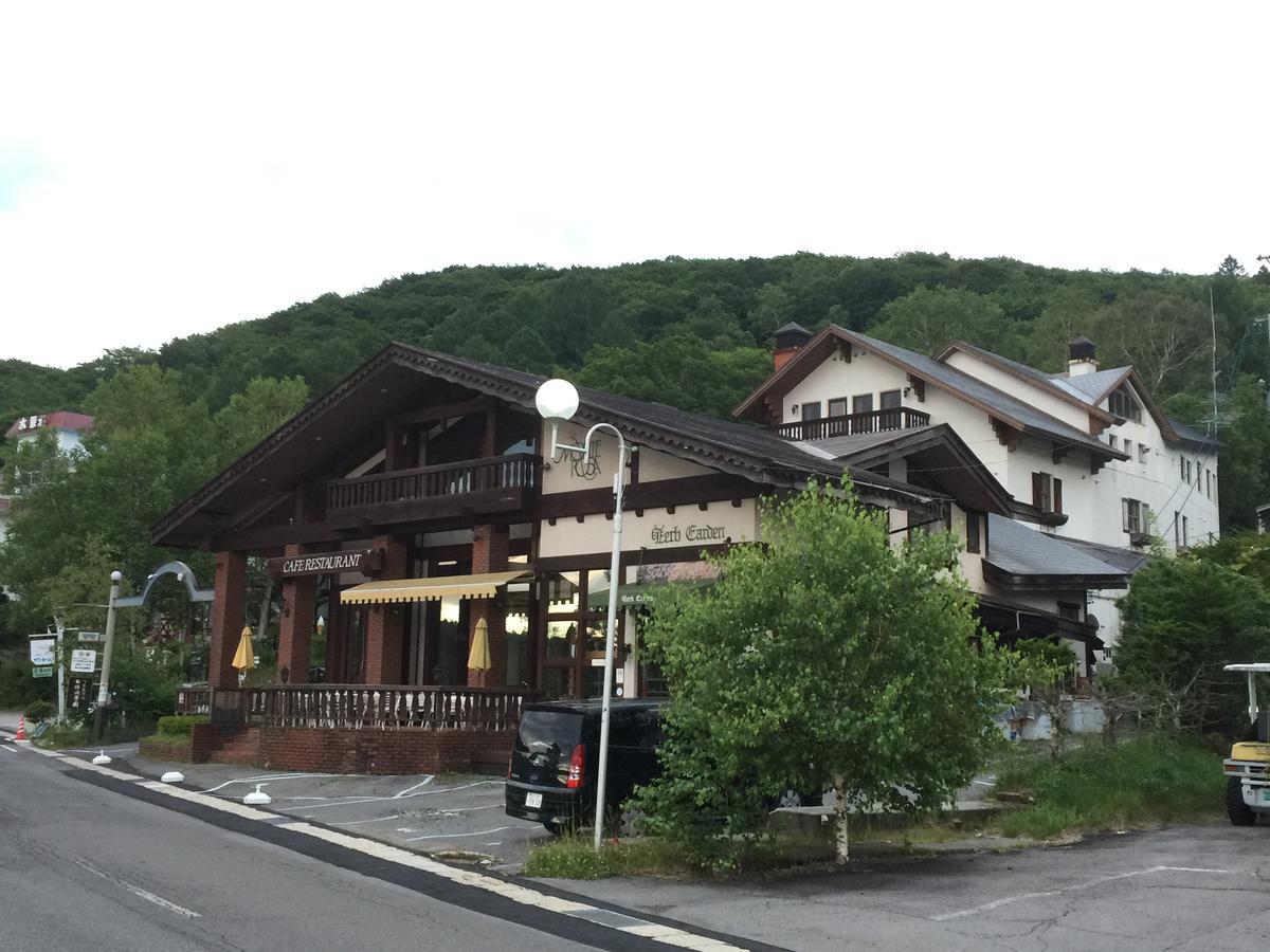 白樺湖榮園 Hotel Csino Kültér fotó